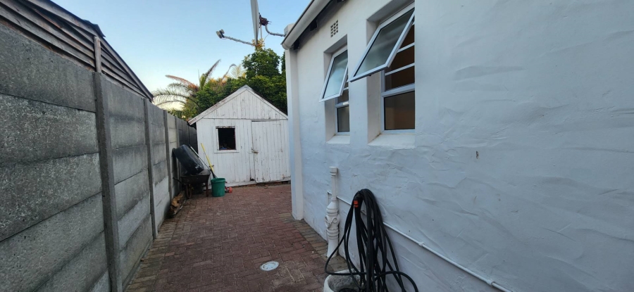 To Let 2 Bedroom Property for Rent in Edgemead Western Cape